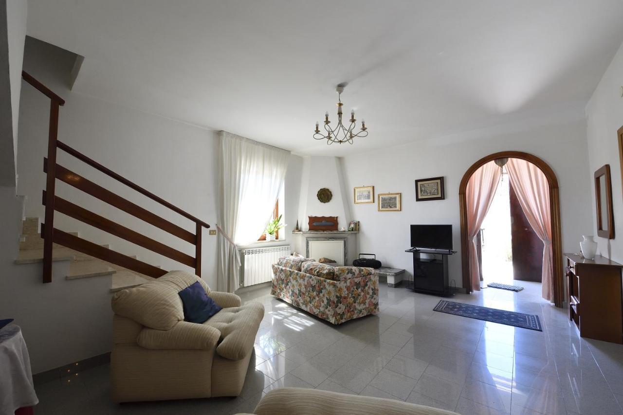 Villa Dafne Mare Fondi Sperlonga 外观 照片